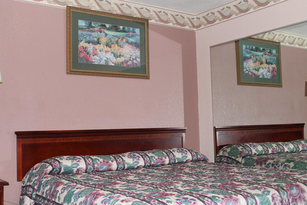 American Motor Inn - Rock Island Oda fotoğraf